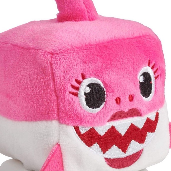 PINK FONG BABY SHARK PLUSHIE WITH SOUND - Picture 2 of 8